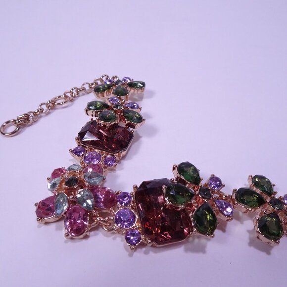 Banana Republic Crystal Gemstone 3 D layer Garland Link Bracelet NWT 89 Pink - Picture 5 of 9